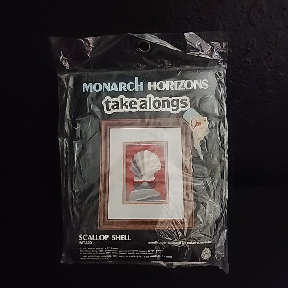 MONARCH HORIZONS takealongs Crewel Stitchery  Scallop Shell MTA20 5x7 Sealed
